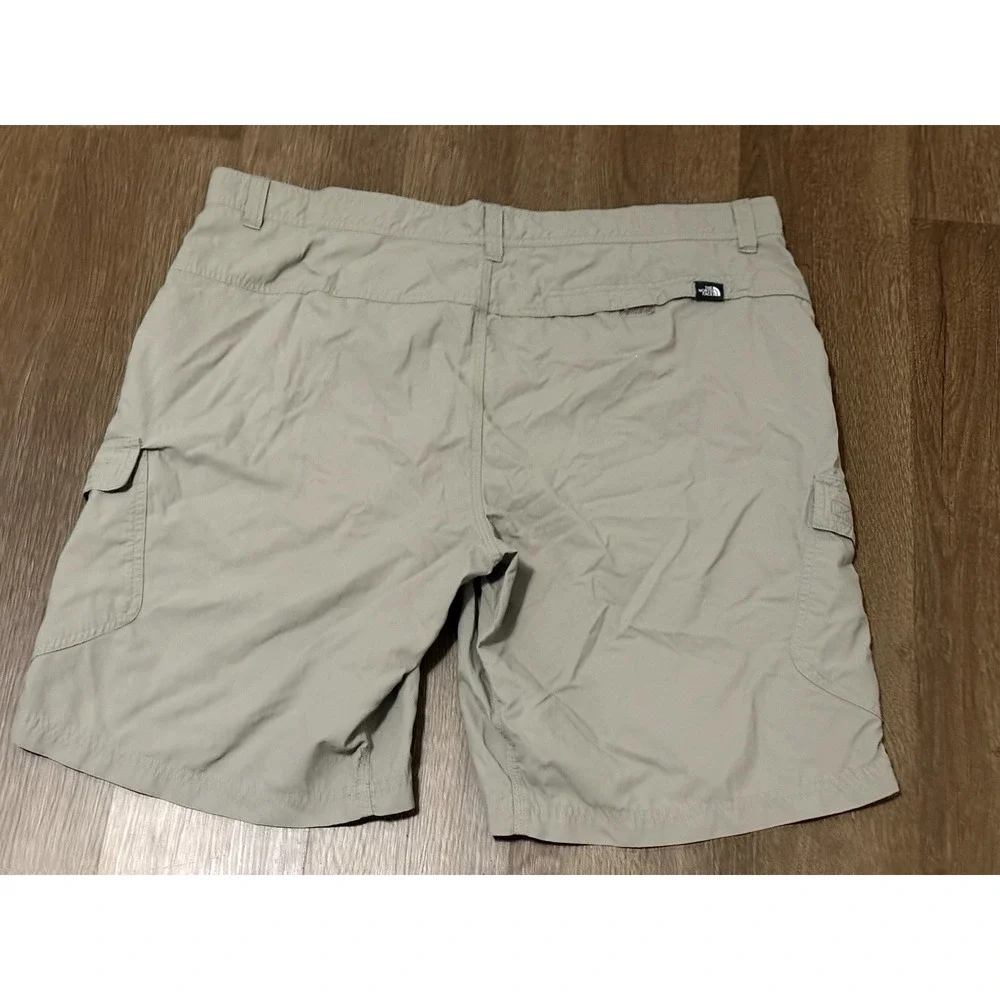 The North Face Shorts Mens 40 Beige Ripstop Cargo Pocket Hiking Outdoor‎ Nylon